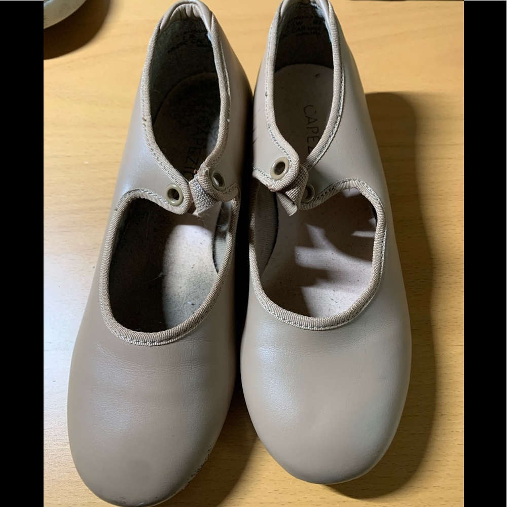 Girls Tap Shoes Capezio Size 2M